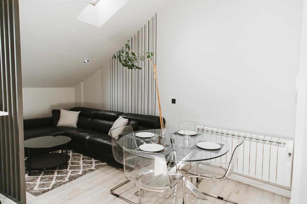 Mk77 Leon - Atiko Apartment Luaran gambar