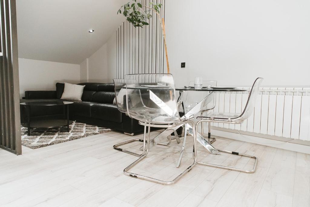 Mk77 Leon - Atiko Apartment Luaran gambar