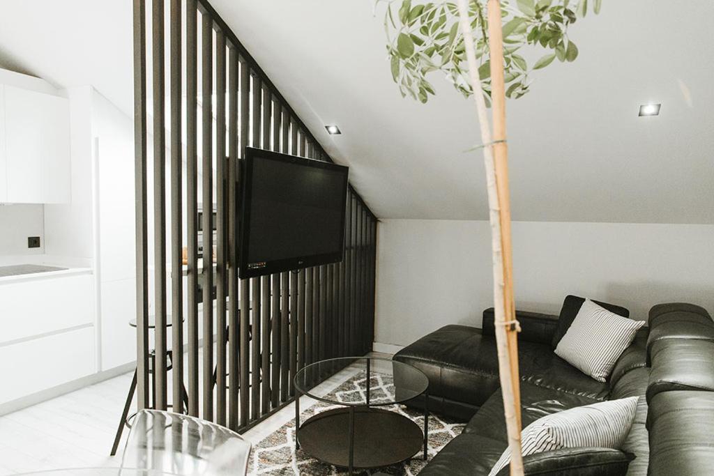Mk77 Leon - Atiko Apartment Luaran gambar